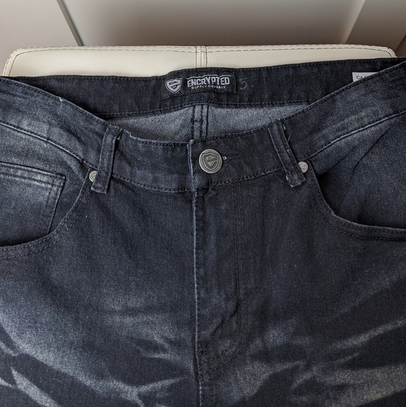 Encrypted denim jeans. - Picture 6 of 6